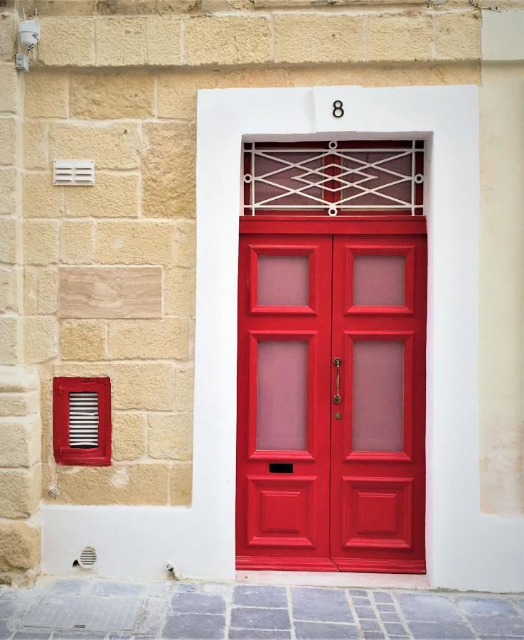 Malta'S Naughtiest Cabaret Leilighet Floriana Eksteriør bilde